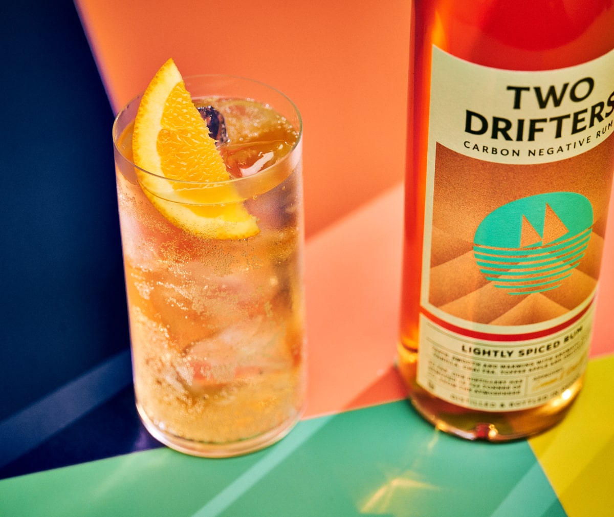 Lightly Spiced Rum & Ginger Ale Two Drifters Distillery